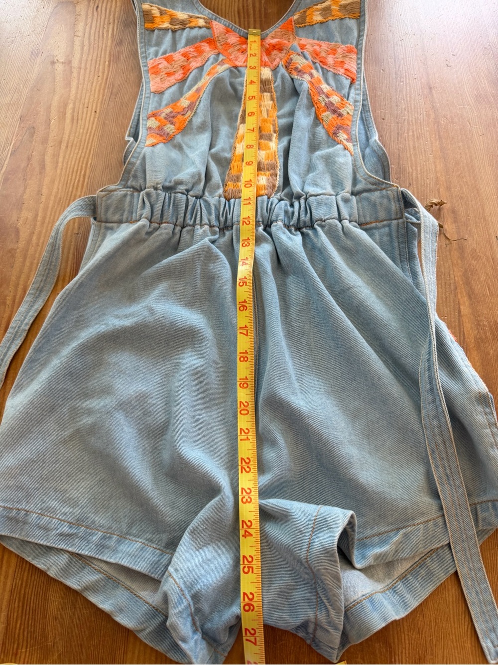 Chasing Unicorns Waiting for the Sun embroidered short denim overalls size M - Picture 17 of 17